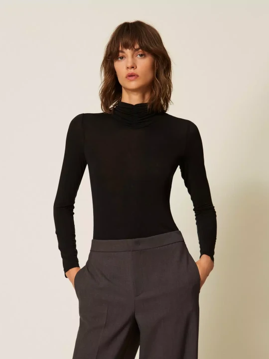 Zdjęcie produktu CIENKI CZARNY GOLF Z MARSZCZENIEM TWINSET