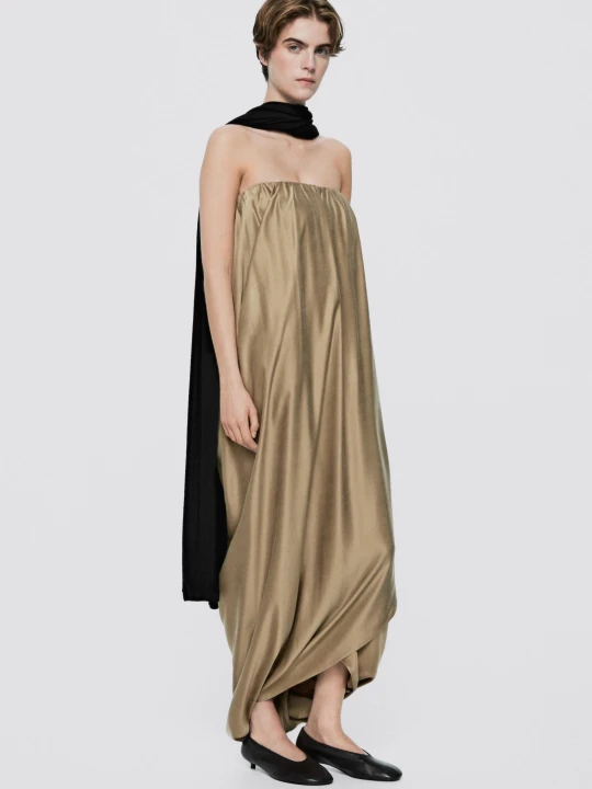 Zdjęcie produktu Cienki Szal 100% Kaszmir - Limited Edition - Czarny - Massimo Dutti - Female