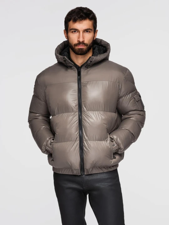 Zdjęcie produktu Ciepła męska kurtka puffer ze ściągaczami – ciemnobeżowa V3 - Rozmiar: L Ombre Clothing beżowy