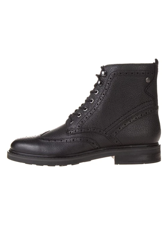 Zdjęcie produktu Clarks Skórzane botki "Newford" w kolorze czarnym rozmiar: 44