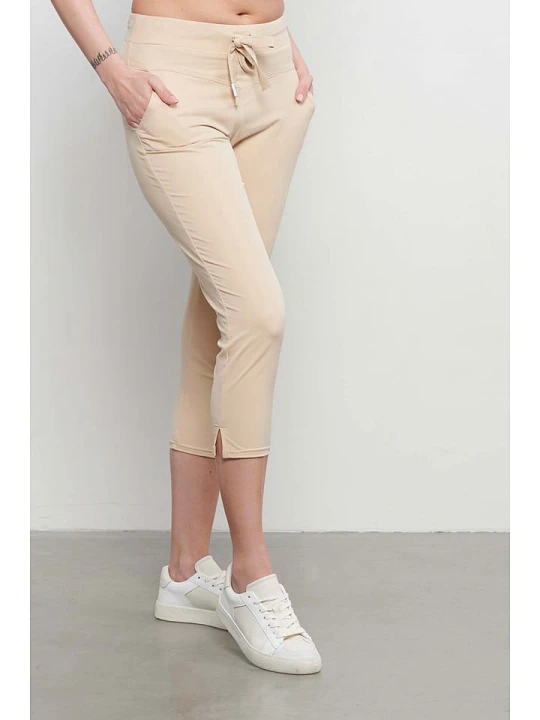 Zdjęcie produktu &Co Woman Rybaczki "Phoenix" w kolorze beżowym rozmiar: XL