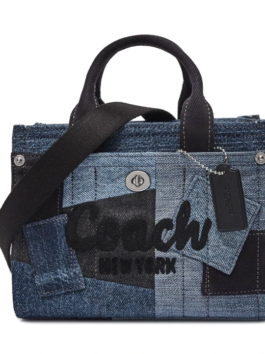 Zdjęcie produktu Coach Jeansowy kuferek Cargo niebieski