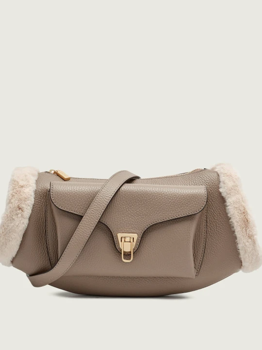 Zdjęcie produktu Coccinelle Skórzana torebka na ramię Coccinelle Beat | shearling beżowy