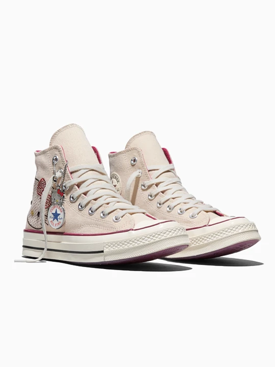 Zdjęcie produktu Converse x Hello Kitty Chuck Taylor 70 with Swarovski® Crystals Beżowy