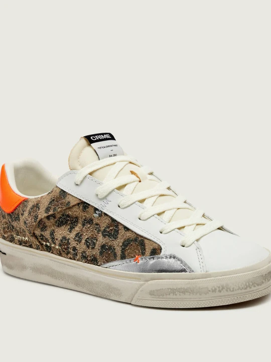 Zdjęcie produktu Crime London Skórzane sneakersy DISTRESSED | zamsz beżowy