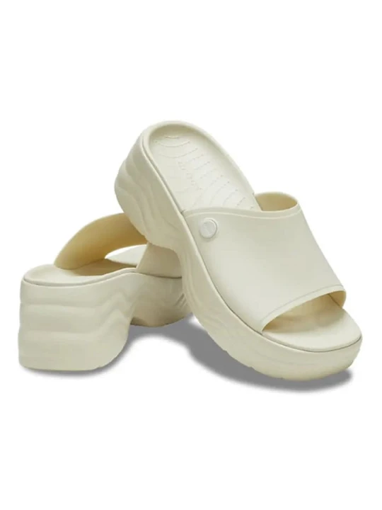 Zdjęcie produktu Crocs Klapki "Skyline" w kolorze kremowym rozmiar: 41/42