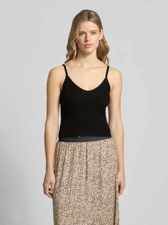 Zdjęcie produktu Crop top z mieszanki wiskozy model 'ESTHER' JJXX Czarny