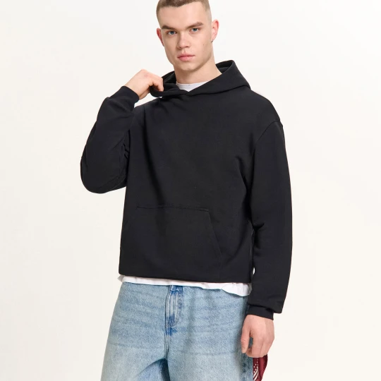 Zdjęcie produktu Cropp - Czarna bluza z kapturem - czarny