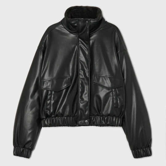 Zdjęcie produktu Cropp - Czarna kurtka bomber z imitacji skóry - brązowy
