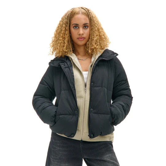Zdjęcie produktu Cropp - Czarna kurtka puffer - czarny