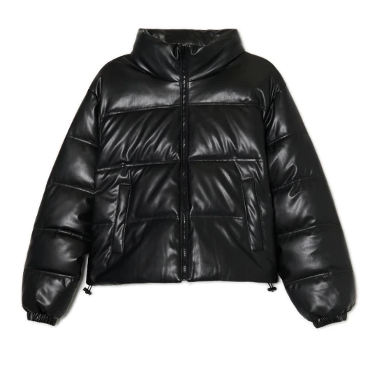 Zdjęcie produktu Cropp - Czarna kurtka puffer z efektem skóry - czarny