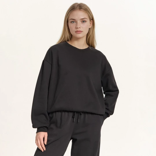 Zdjęcie produktu Cropp - Czarna luźna bluza basic - czarny