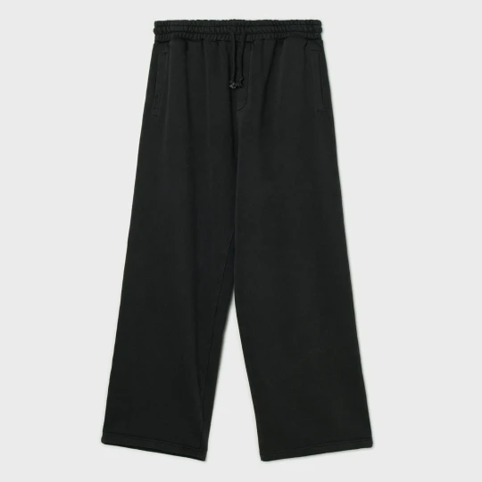 Zdjęcie produktu Cropp - Czarne dresy wide leg - czarny