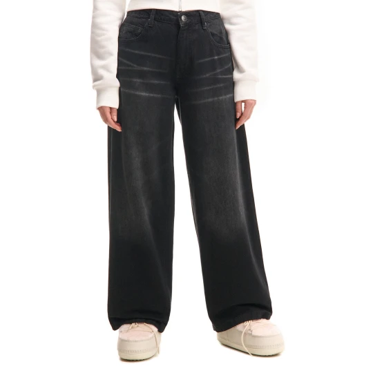 Zdjęcie produktu Cropp - Czarne jeansy boyfriend loose fit - czarny
