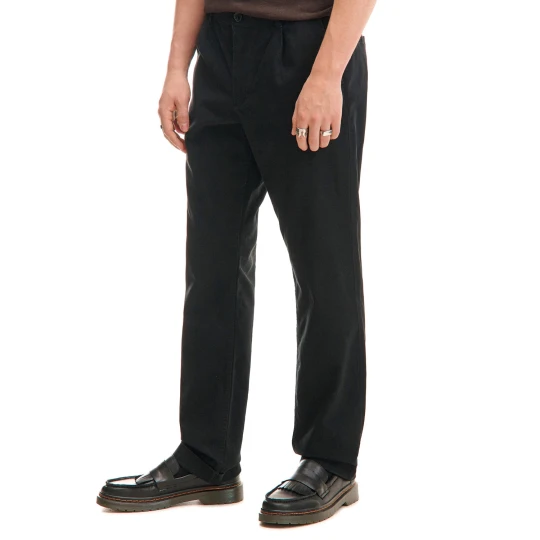 Zdjęcie produktu Cropp - Czarne spodnie chino slim - czarny