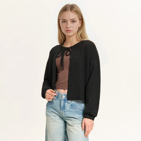 Zdjęcie produktu Cropp - Czarny kardigan z wiązaniem - czarny