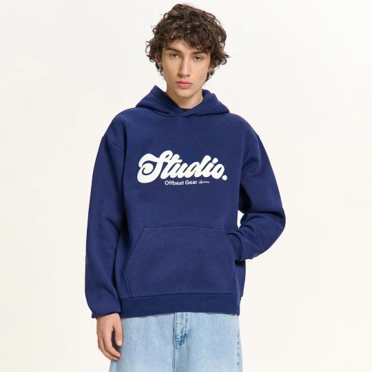 Zdjęcie produktu Cropp - Granatowa bluza hoodie z brandowym nadrukiem - granatowy
