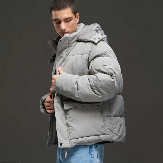 Zdjęcie produktu Cropp - Jasnoszara pikowana kurtka puffer z kapturem - jasny szary