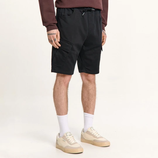 Zdjęcie produktu Cropp - Jeansowe szorty jogger cargo z efektem sprania - czarny