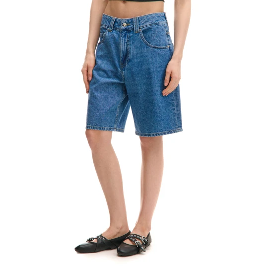 Zdjęcie produktu Cropp - Niebieskie jeansowe szorty z efektem sprania - niebieski
