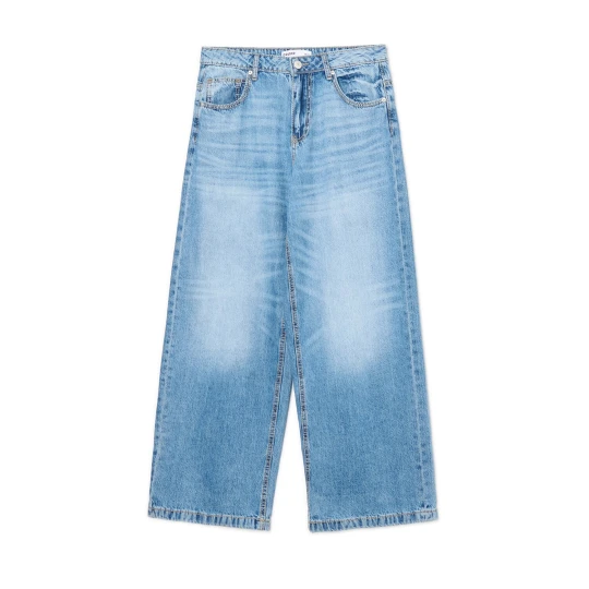 Zdjęcie produktu Cropp - Niebieskie jeansy boyfriend loose fit - niebieski