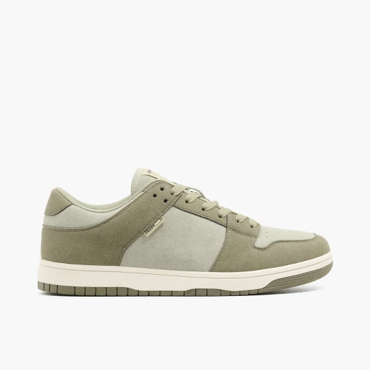 Zdjęcie produktu Cropp - Oliwkowe sneakersy z imitacji zamszu - zielony