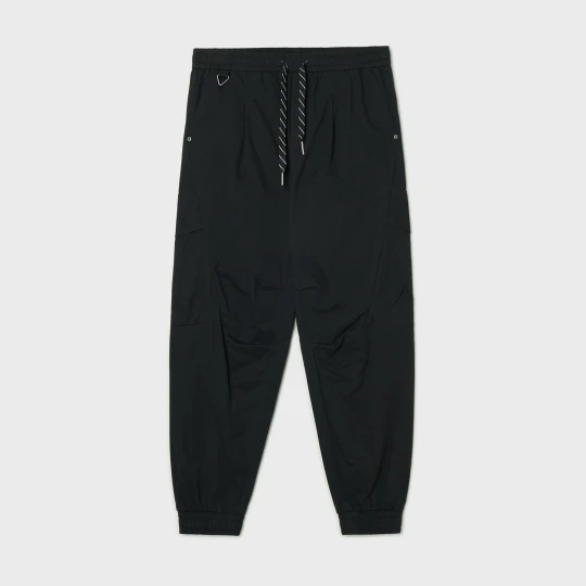 Zdjęcie produktu Cropp - Spodnie joggery z kieszeniami cargo - czarny