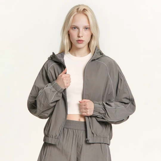 Zdjęcie produktu Cropp - Szara kurtka z kapturem w sportowym stylu - szary