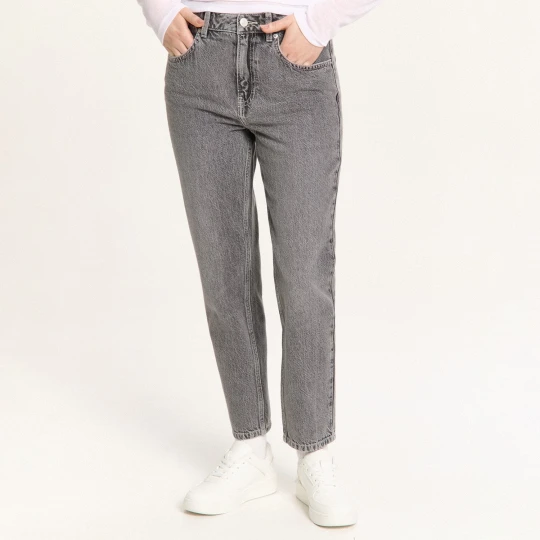 Zdjęcie produktu Cropp - Szare jeansy mom z efektem sprania - jasny szary