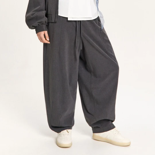Zdjęcie produktu Cropp - Szare spodnie baggy z wiskozą - szary