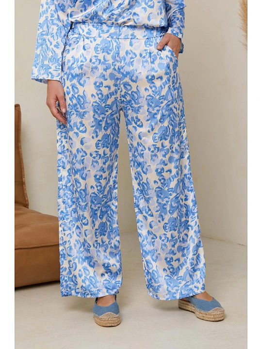 Zdjęcie produktu Curvy Lady Spodnie w kolorze błękitno-kremowym rozmiar: 48/50
