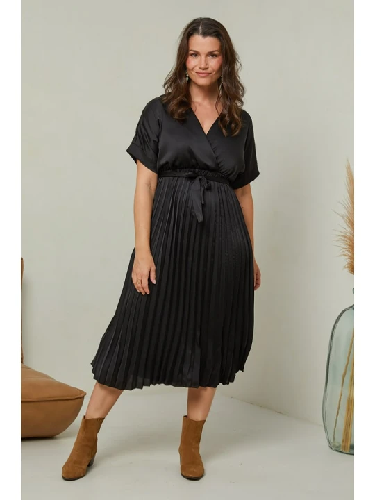 Zdjęcie produktu Curvy Lady Sukienka w kolorze czarnym rozmiar: 40 / 42