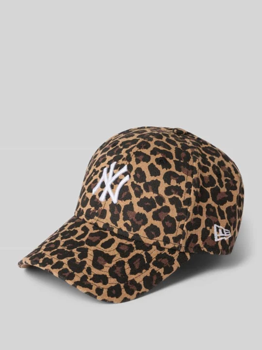 Zdjęcie produktu Czapka bejsbolowa z nadrukiem animal allover model '9FORTY' New Era Czarny