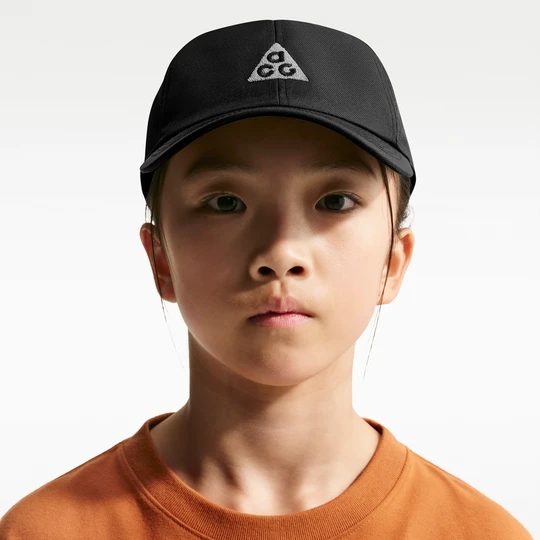 Zdjęcie produktu Czapka dla dużych dzieci Nike ACG Club - Czerń