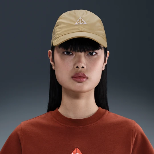 Zdjęcie produktu Czapka o nieusztywnianej konstrukcji ACG Nike Dri-FIT Club - Brązowy