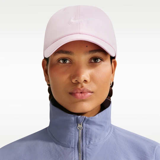 Zdjęcie produktu Czapka o nieusztywnianej konstrukcji Swoosh Nike Club - Różowy