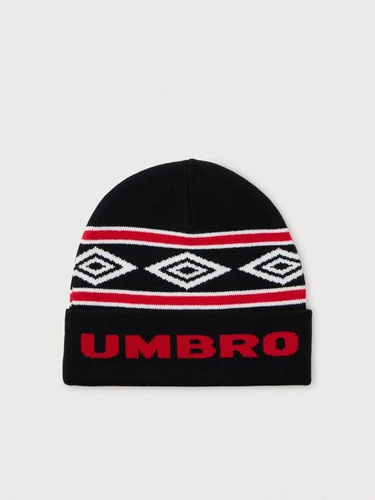 Zdjęcie produktu Czapka Umbro czarny