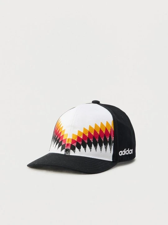 Zdjęcie produktu Czapka z daszkiem Adidas czarny