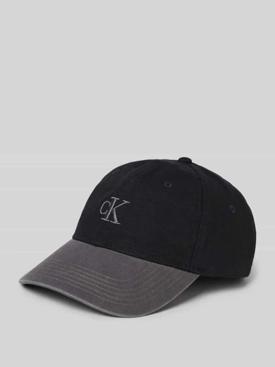 Zdjęcie produktu Czapka z daszkiem z wyhaftowanym logo Calvin Klein Czarny