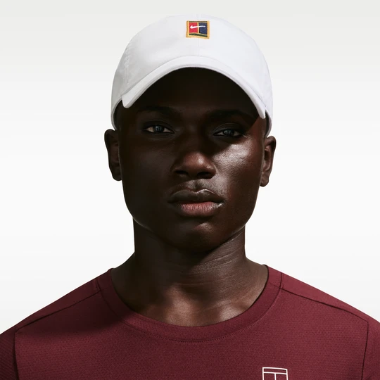 Zdjęcie produktu Czapka z daszkiem o nieusztywnianej konstrukcji Nike Club - Biel