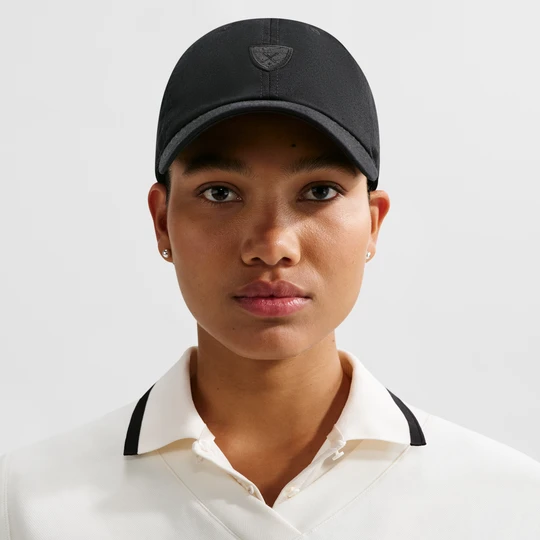 Zdjęcie produktu Czapka z daszkiem o nieusztywnianej konstrukcji Nike Club Golf Shield - Czerń
