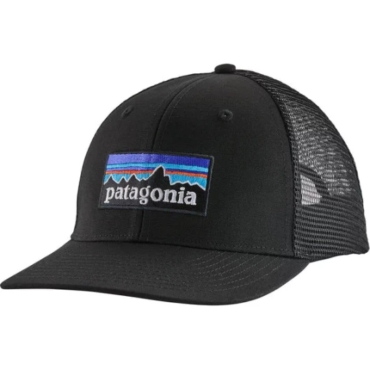 Zdjęcie produktu Czapka z daszkiem P-6 Logo Trucker Hat Patagonia Czarny