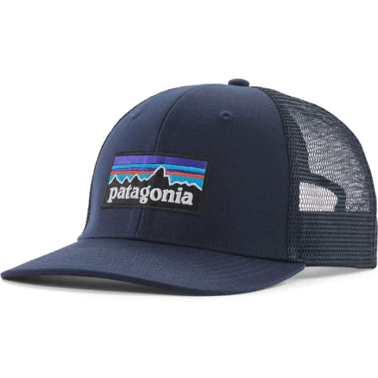 Zdjęcie produktu Czapka z daszkiem P-6 Logo Trucker Hat Patagonia Granatowy