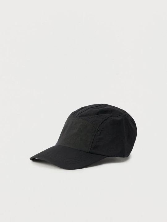 Zdjęcie produktu Czapka z daszkiem Pier One Sport By Zalando czarny