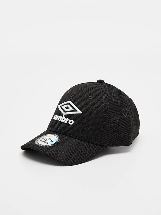 Zdjęcie produktu Czapka z daszkiem Umbro czarny