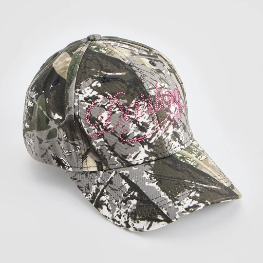 Zdjęcie produktu Czapka z daszkiem we wzór camo z napisem Darling House