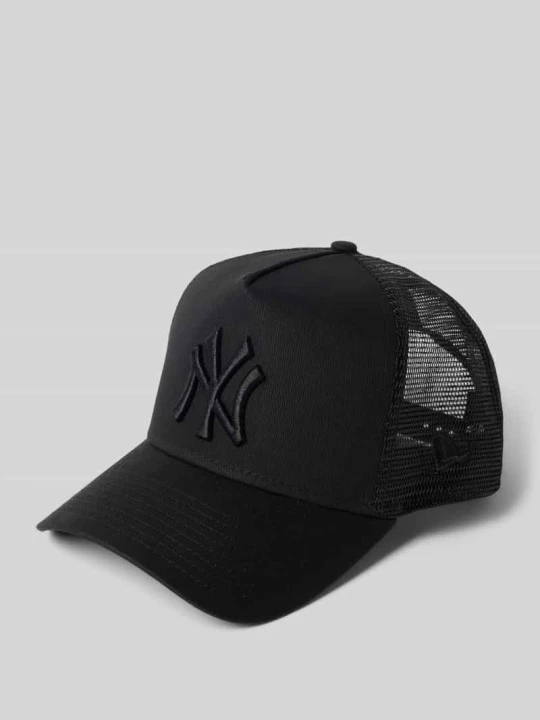 Zdjęcie produktu Czapka z daszkiem z haftem NY New Era Czarny