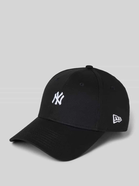 Zdjęcie produktu Czapka z daszkiem z wyhaftowanym logo New Era Czarny