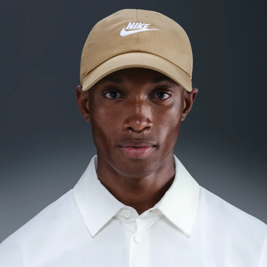 Zdjęcie produktu Czapka z efektem sprania Futura Nike Club - Brązowy