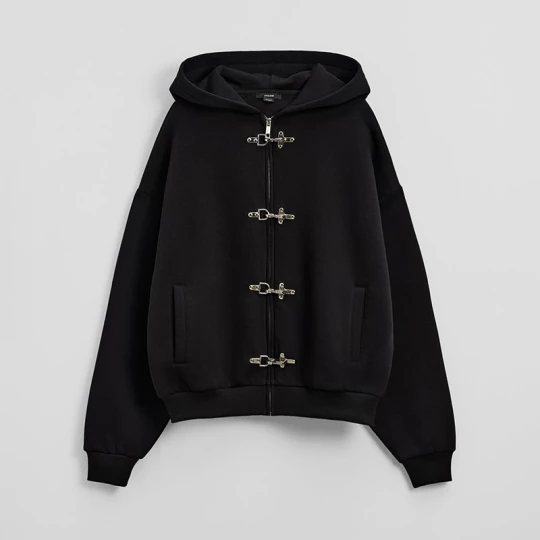 Zdjęcie produktu Czarna bluza z kapturem i metalowymi zapięciami House